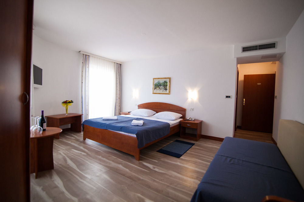 Plaza Hotell 4*